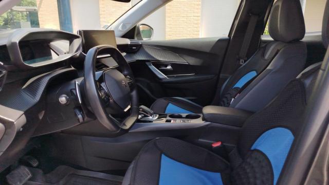 Peugeot 2008 image 4
