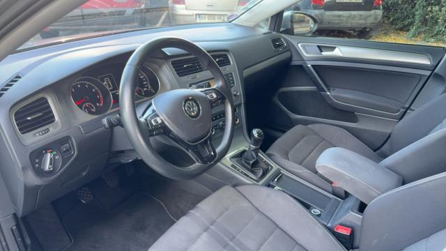 Volkswagen Golf image 5