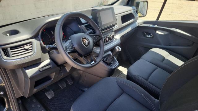 Renault Trafic image 4