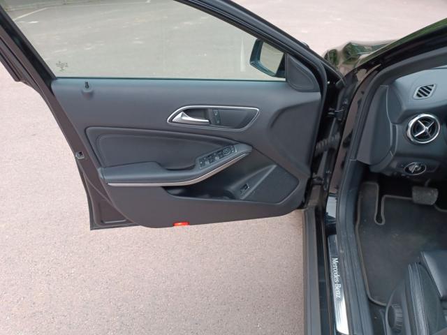 Mercedes Benz Classe Gla image 2