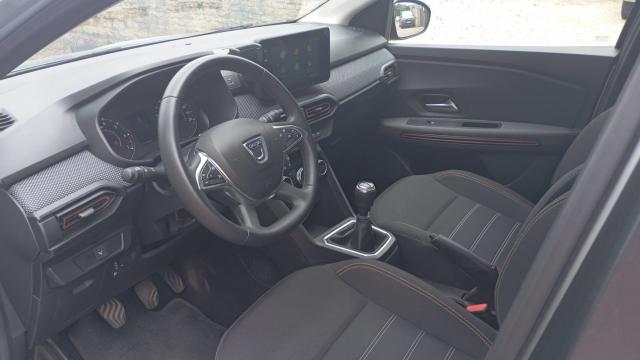 Dacia Sandero image 7