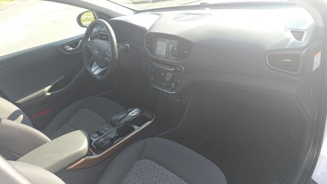 Hyundai Ioniq image 8