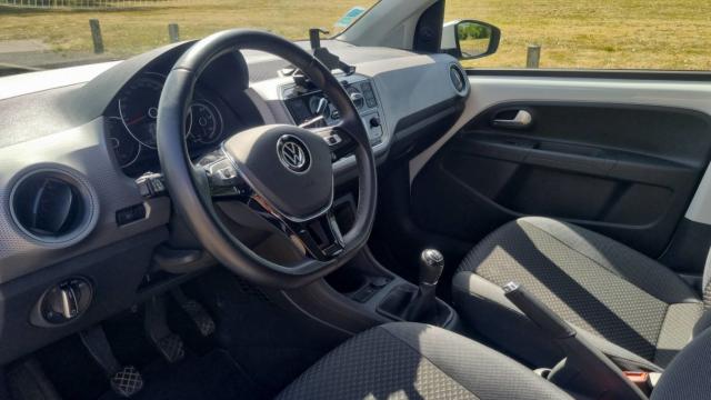 Volkswagen Up! image 6