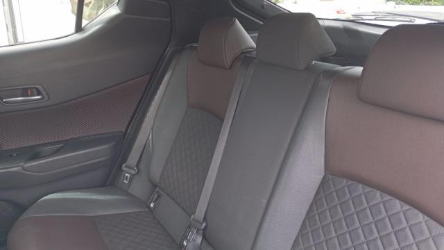 Toyota C-Hr image 9