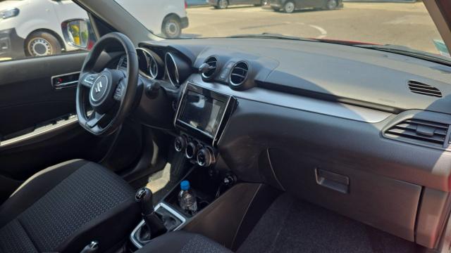 Suzuki Swift image 8