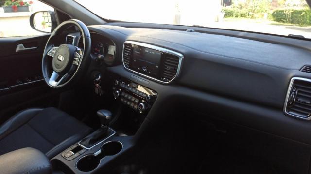 Kia Sportage image 8