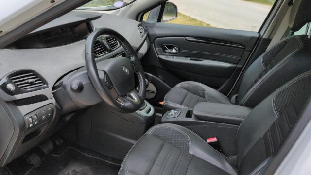 Renault Scénic image 1