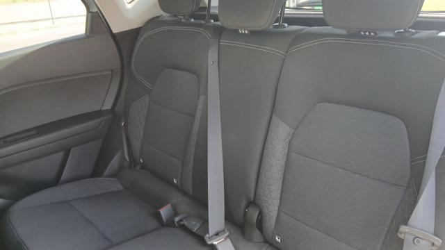 Renault Captur image 9