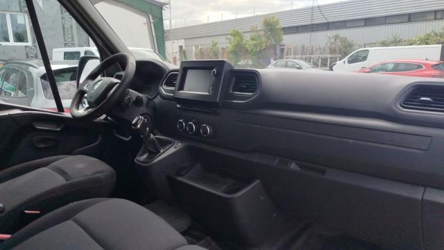 Renault Master image 8