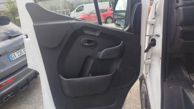 Renault Master image 1