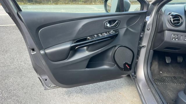 Renault Clio image 1