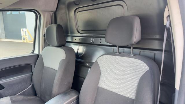 Renault Kangoo Express image 3