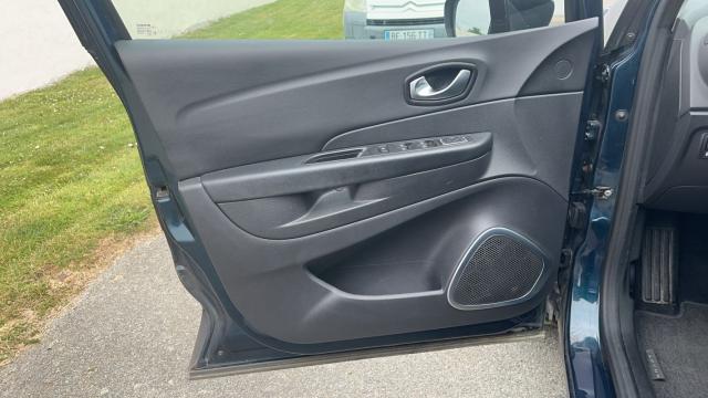 Renault Captur image 3