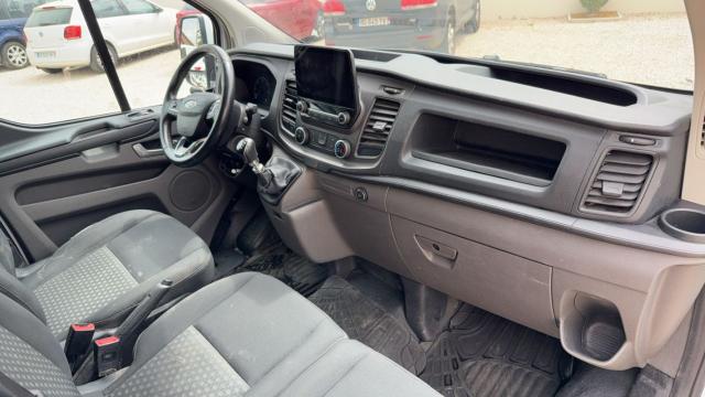 Ford Transit Custom image 1