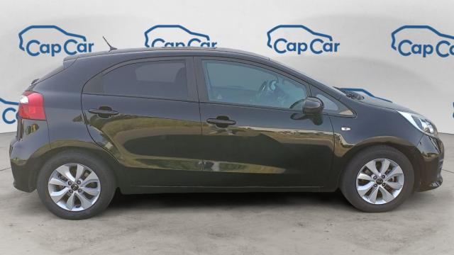 Kia Rio image 8