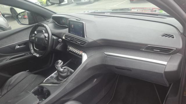 Peugeot 3008 image 1