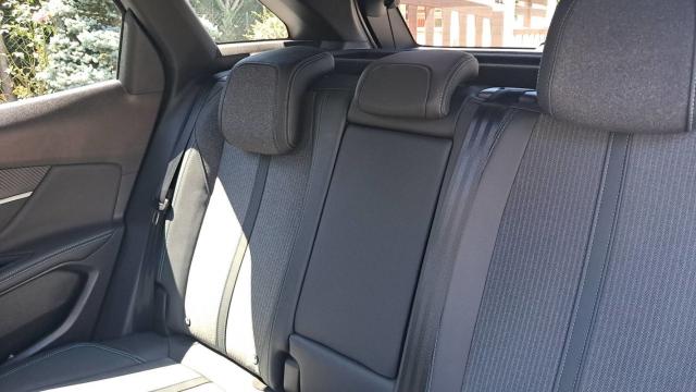 Peugeot 3008 image 7