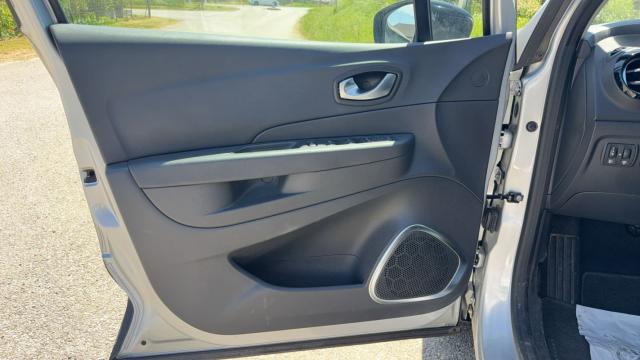 Renault Captur image 7