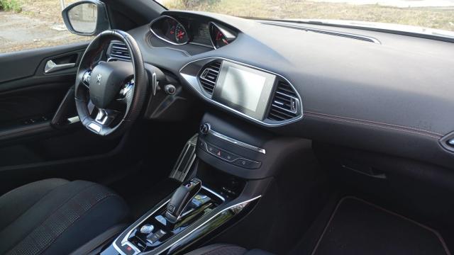 Peugeot 308 image 7