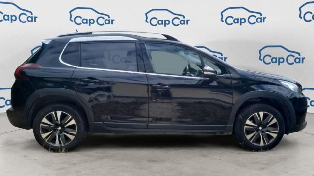 Peugeot 2008 image 1