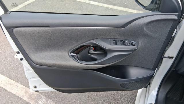 Toyota Yaris image 9