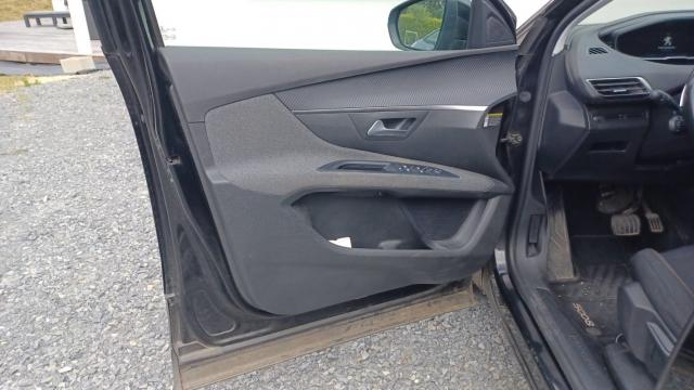 Peugeot 5008 image 7
