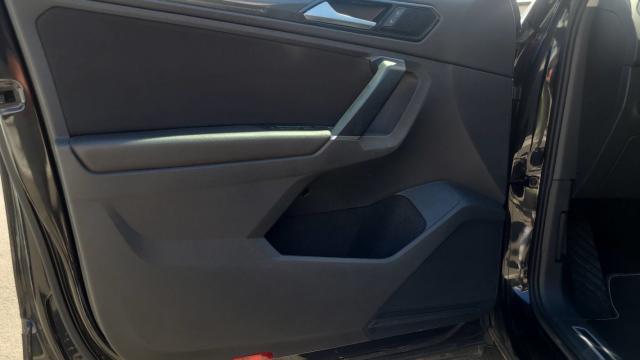 Volkswagen Tiguan image 8