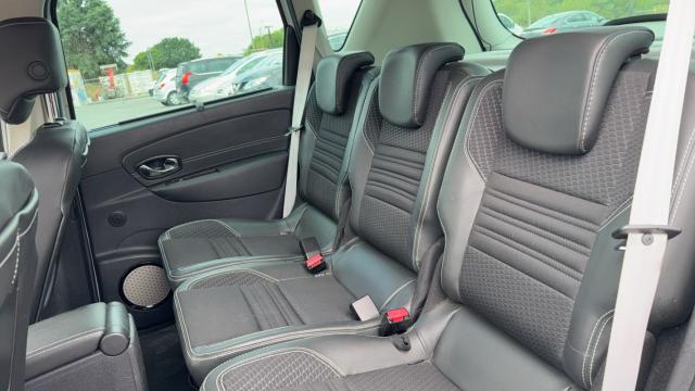 Renault Scénic image 9