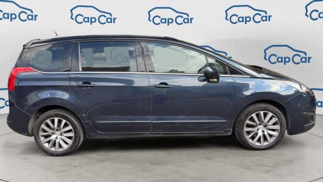 Peugeot 5008 image 2