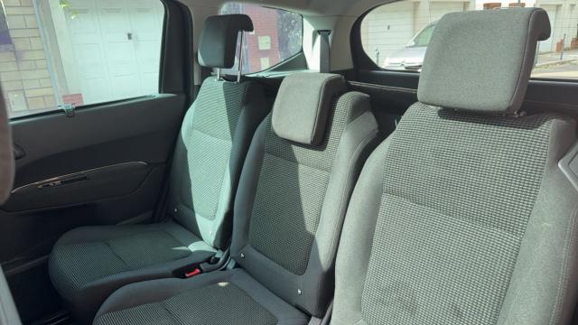 Peugeot 5008 image 5