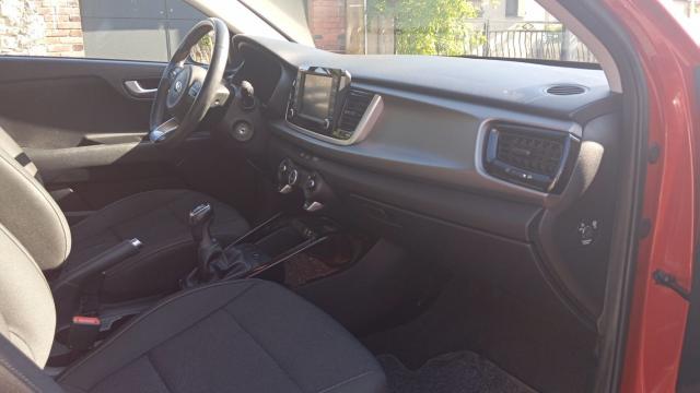 Kia Rio image 7