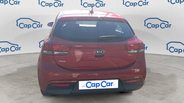 Kia Rio image 2