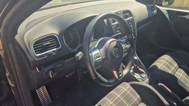 Volkswagen Golf image 9