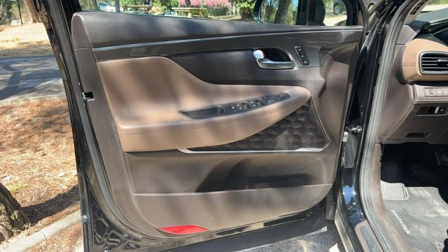 Hyundai Santa Fe image 3