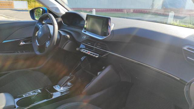Peugeot E-208 image 5