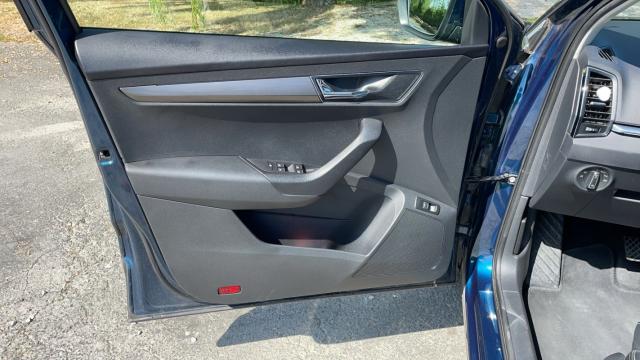 Skoda Karoq image 1