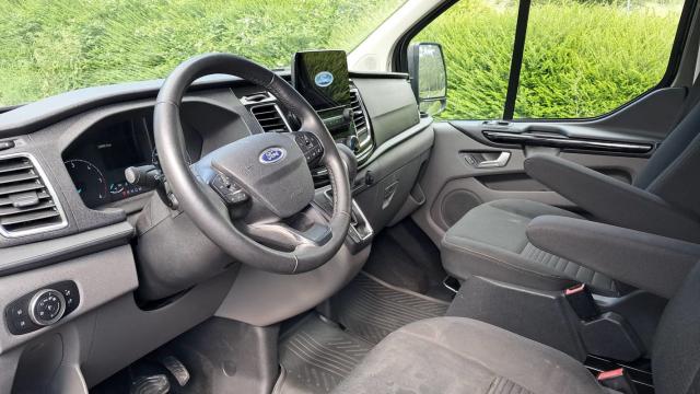 Ford Transit Custom Fourgon image 1