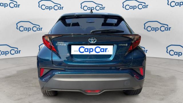 Toyota C-Hr image 6