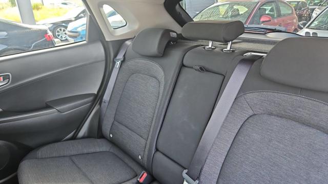 Hyundai Kona image 9