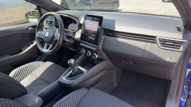 Renault Clio image 2