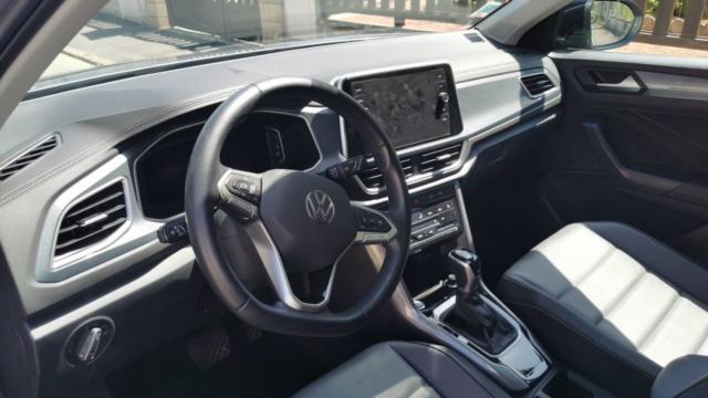 Volkswagen T-Roc image 2