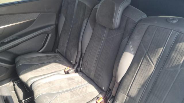 Peugeot 5008 image 6