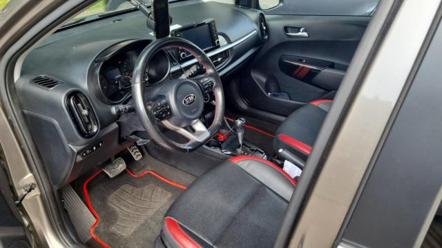 Kia Picanto image 7