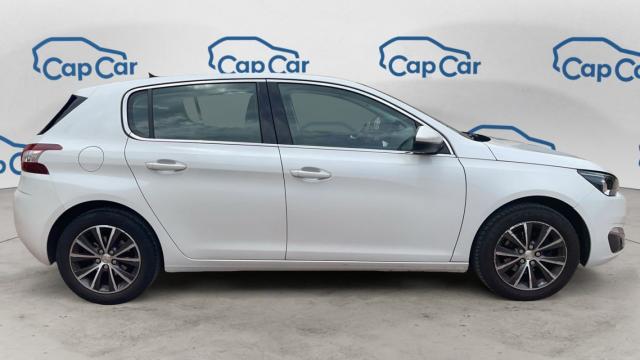 Peugeot 308 image 1