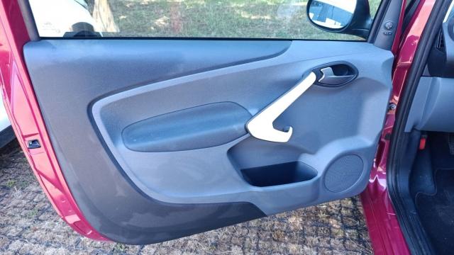 Ford Ka image 3