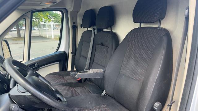 Peugeot Boxer image 1