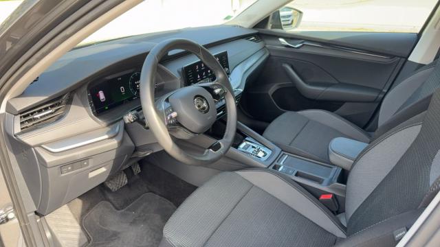 Skoda Octavia image 9
