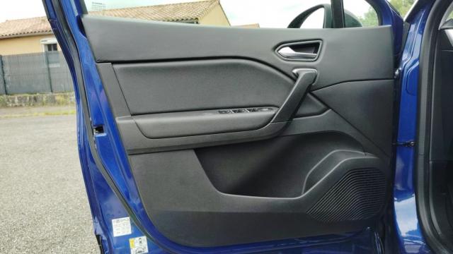 Renault Captur image 6