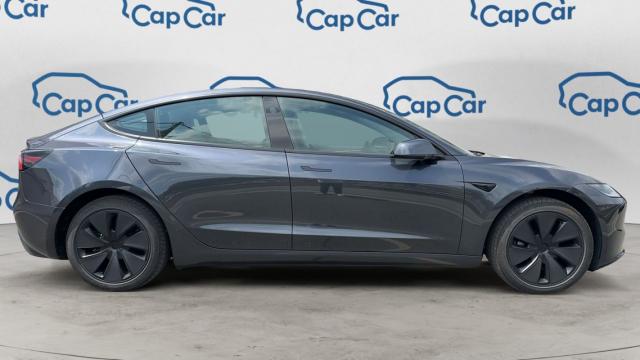 Tesla Model 3 image 2