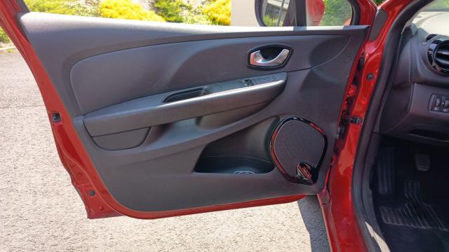 Renault Clio image 9